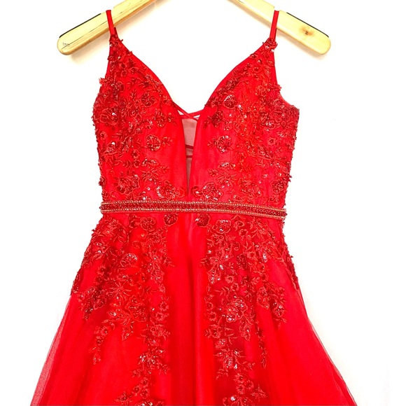 Red Clarisse Prom Dress - Picture 3 of 7